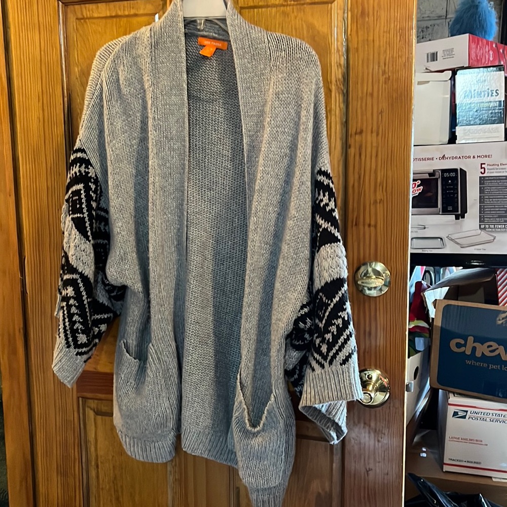 Joe Fresh Gray Sweater Size XL